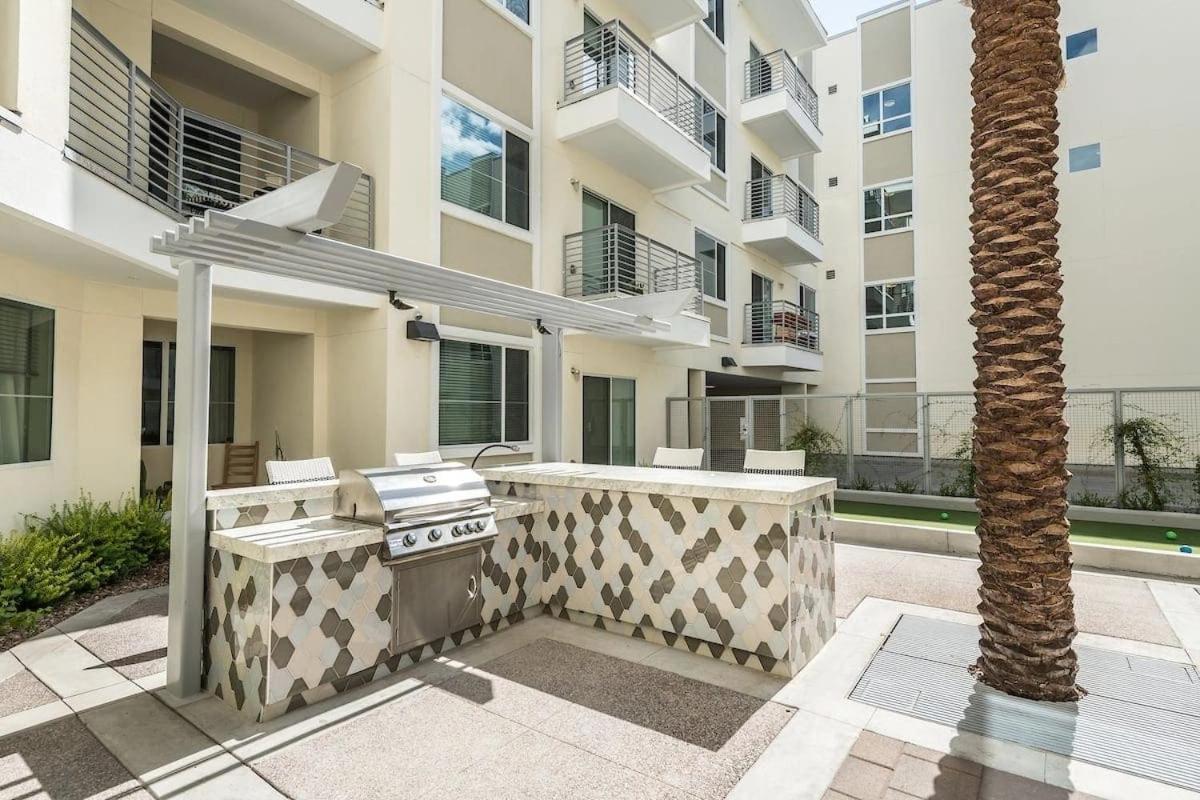 Paradise Cozysuites Under The Palms With Jacuzzi 18 Phoenix Exteriör bild