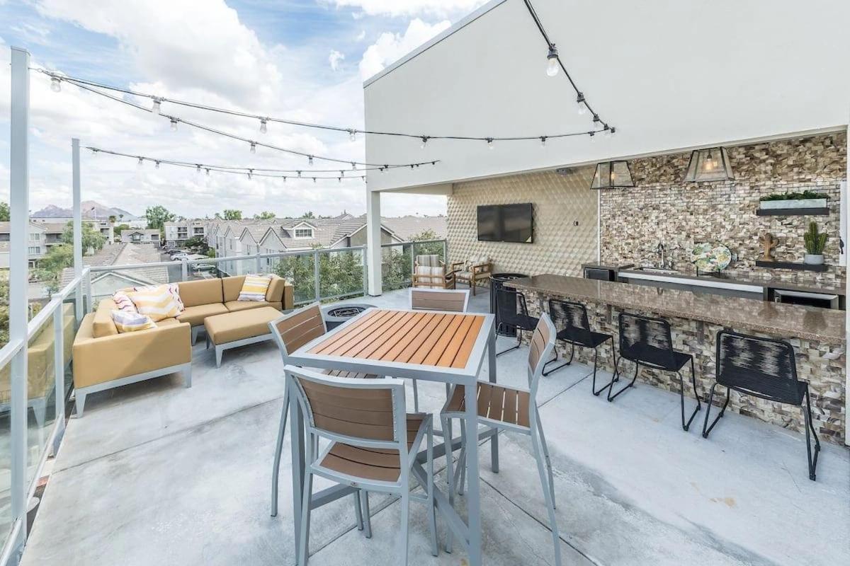 Paradise Cozysuites Under The Palms With Jacuzzi 18 Phoenix Exteriör bild
